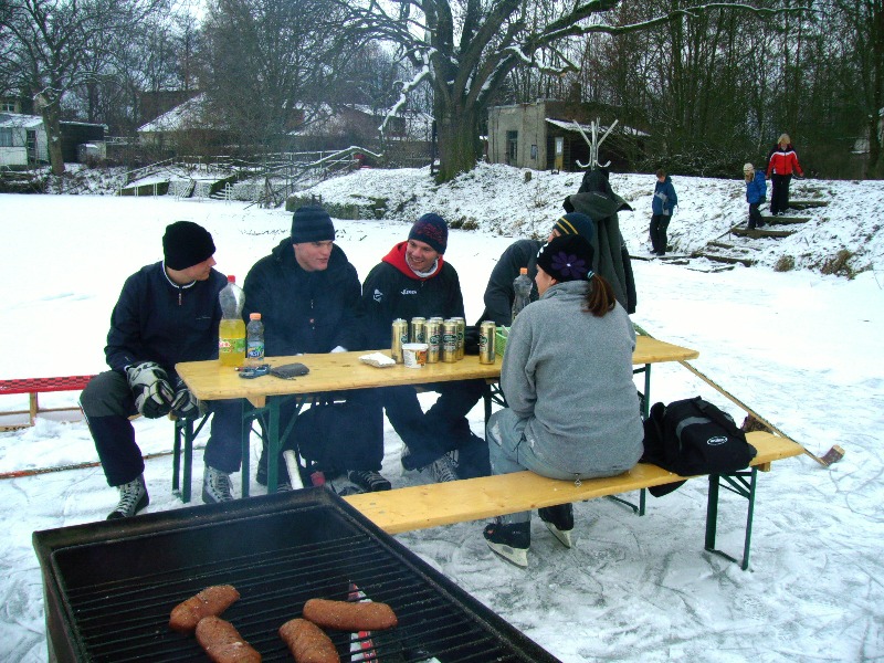 Zimní táboření a bruslení - leden 2011 004